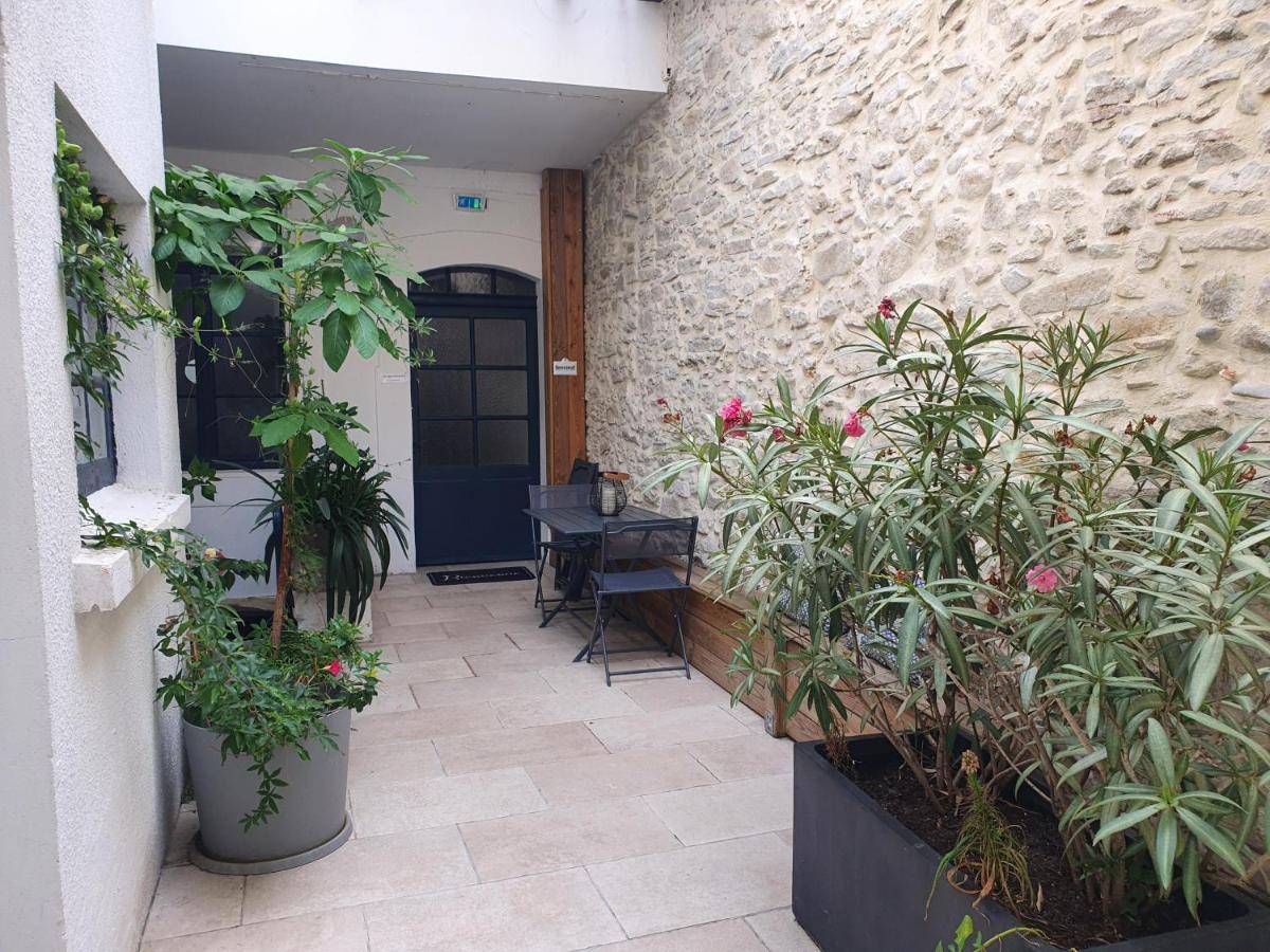 A L Ombre Des Remparts 3 Appartement Carcassonne Buitenkant foto